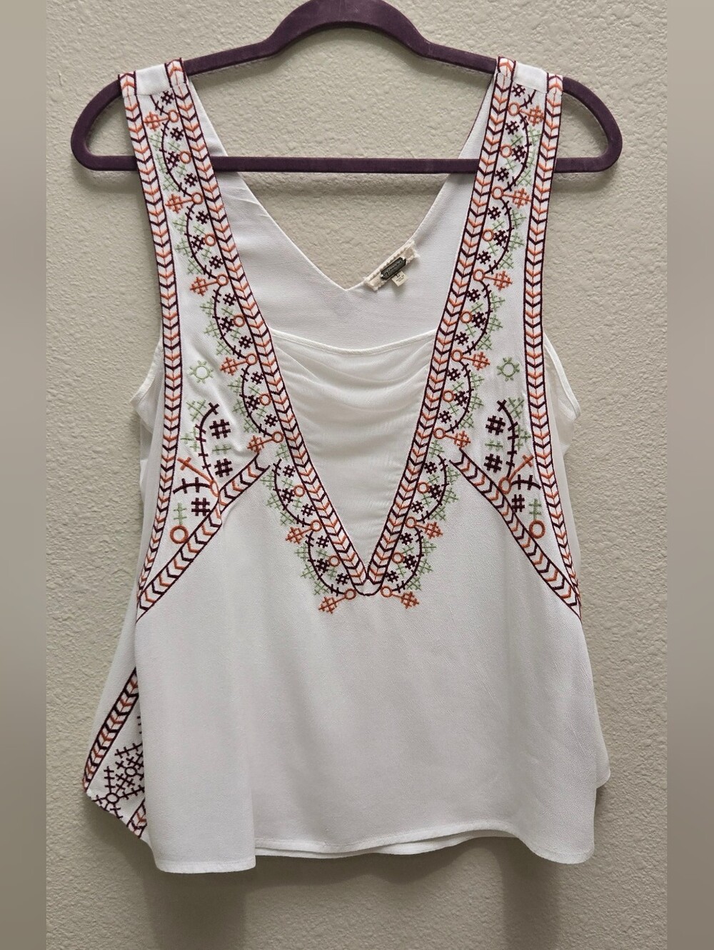 White Embroidered V-Neck Sleeveless Top